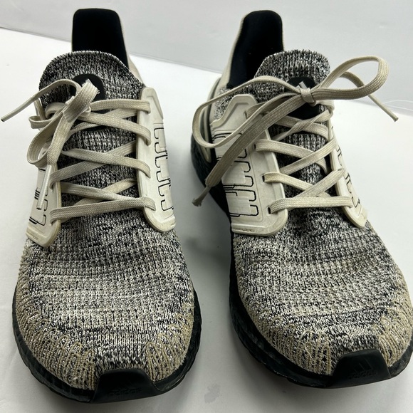 Adidas Ultraboost 20 White/Black Women’s Running Shoe Size 8.5 - Picture 3 of 8